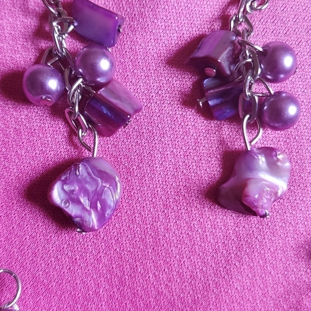 Mother Of Pearl Flower Necklace Earrings Set - Picture 3 of 11